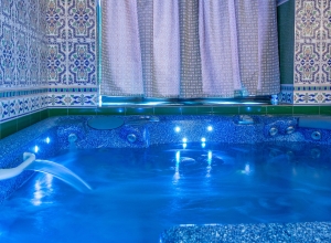 Сауна с хамамом и бассейном в Москве